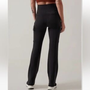 Athleta Delaney Straight Cargo Pant